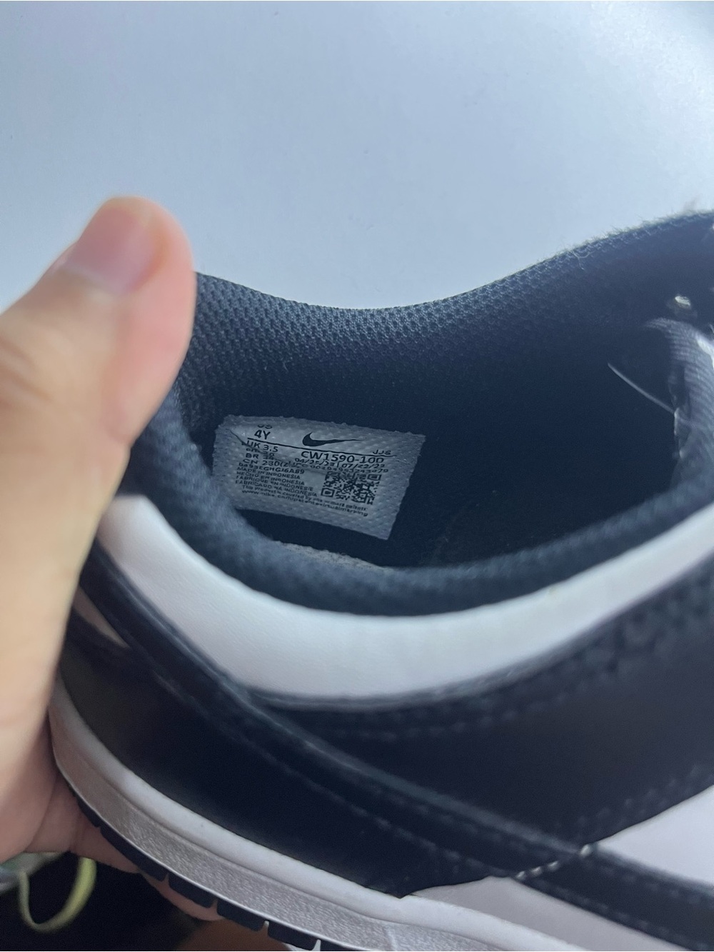 Nike Dunks Kids Shoes - Picture 5 of 6